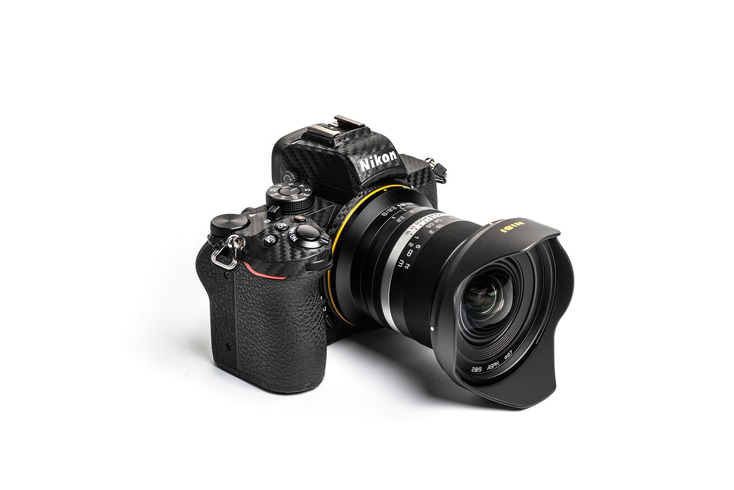 NiSi 9mm F2.8 für APS-C Nikon Z-Mount auf Kamera