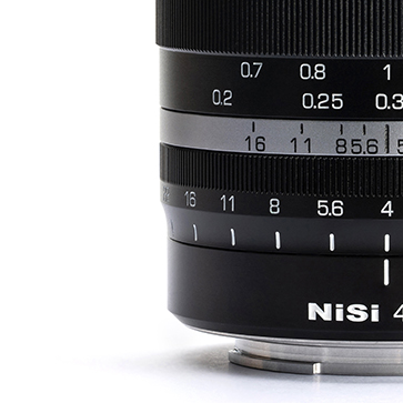 NiSi 15mm F4 Sunstar Objektiv Detail mit Blendenring